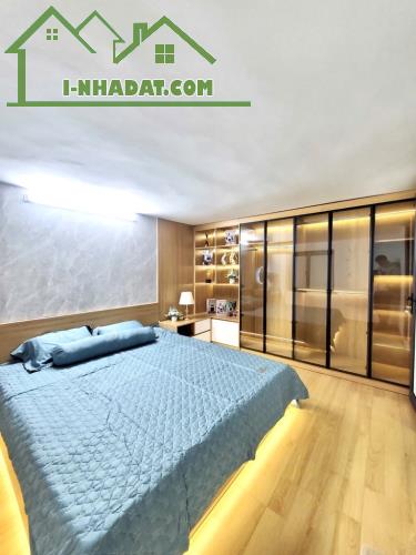 Bán nhà Lò Đúc 25m 4 tầng - 1 nhà ra ngõ 3 gác, 30m lên ô tô. - 2