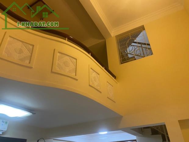 BÁN NHÀ 4 TẦNG 80M2, HUỲNH VĂN BÁNH, PHÚ NHUận - GIÁ 9.3 TỶ - Gần HXH