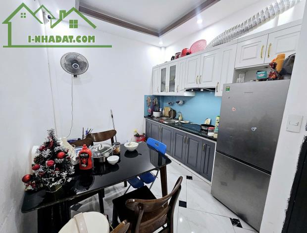TRUNG VĂN SIÊU RẺ CHỈ 5 TỶ xx - NHÀ 4 TẦNG DT RỘNG 36M2 - 15m RA OTO ĐỖ. - 2