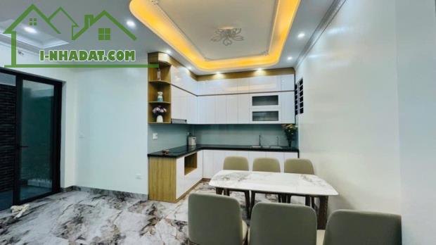 Bán nhà Ngọc Lâm,Long Biên 6 tầng,60m,mt4m oto đỗ cửa nhỉnh 12 tỷ - 2