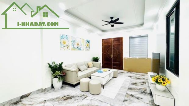 Bán nhà Ngọc Lâm,Long Biên 6 tầng,60m,mt4m oto đỗ cửa nhỉnh 12 tỷ - 1