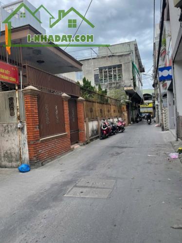 # Nhà Kiệt gần MT Hoàng Diệu, 67m2, 3 tầng, 8 Phòng cho thuê, 5.x tỷ - 4