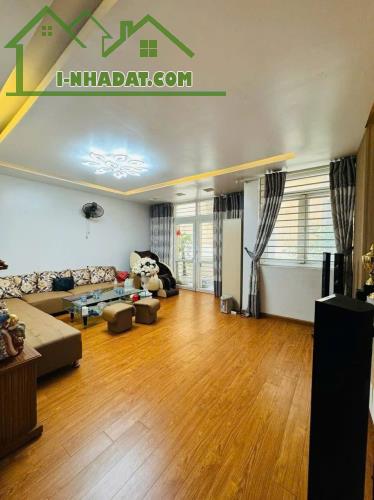 VIP NHẤT PHỐ LẠC TRUNG - PHÂN LÔ ĐẲNG CẤP- THÔNG BÀN CỜ-  2 Ô TÔ NGỦ TRONG NHÀ- KINH - 2