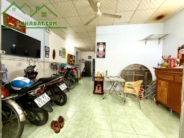 BánnhàC4, Ngay NguyễnDu P7 Gòvấp, Ngang 5,3x12, N.Hậu8m Nhỉnh 6tỷ5 TL