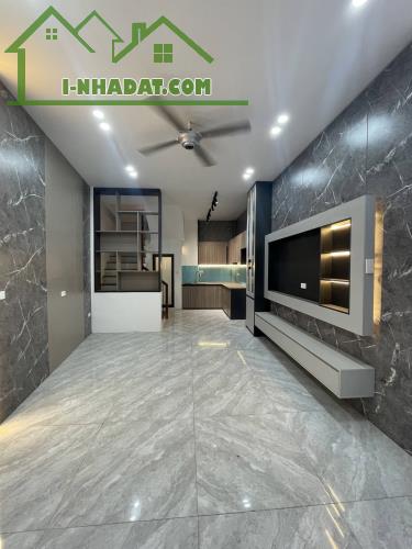 Bán Nhà Dân Xây Phố Ngọc Thụy, 35m2 x 4 Tầng, Ngõ Thông 3 Gác, Giá Đầu Tư Chỉ 5,9 Tỷ - 4