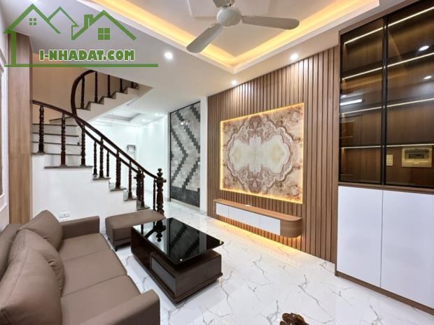 BÁN NHÀ TRƯƠNG ĐỊNH, HOÀNG MAI, 3 GÁC TRÁNH, VÀI BƯỚC Ô TÔ, 32M2, 7.4 TỶ(CTL) - 3