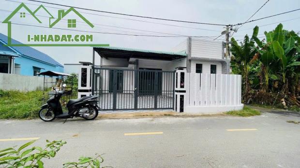 THANH LÝ GẤP CĂN NHÀ GÓC 2 MẶT TIỀN PHƯỚC HỘI - ĐẤT ĐỎ - 3
