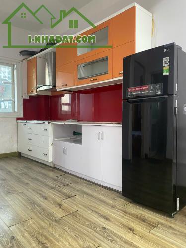 Chính chủ bán Căn hộ 68.6m2 - Lô góc Cửa chính Hướng Đông Nam tại KĐT Sài Đồng 3 tỷ bao