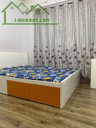 Chính chủ bán Căn hộ 68.6m2 - Lô góc Cửa chính Hướng Đông Nam tại KĐT Sài Đồng 3 tỷ bao - 2