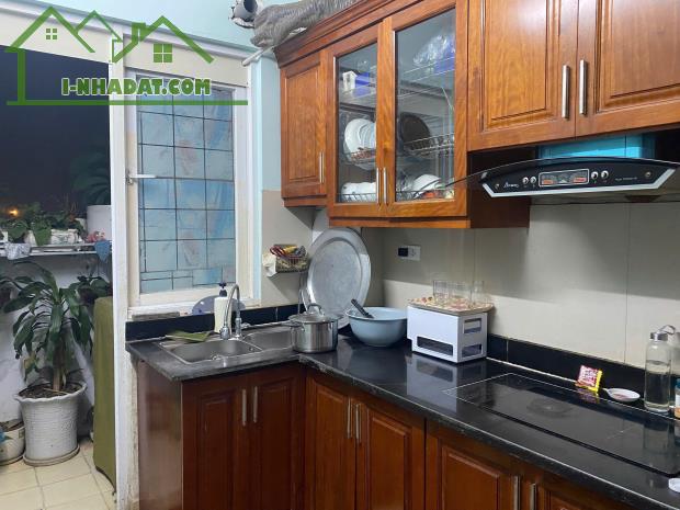 Chính chủ bán căn hộ 66.7m2 nội thất xịn xò Chỉ hơn 2 tỷ bao thuế phí - 1