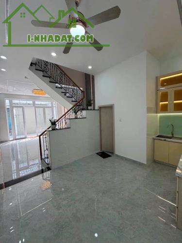 NHÀ MỚI XÂY 2 MẶT TIỀN,THUẬN TIỆN CHO KINH DOANH MUA BÁN ĐƯỜNG BHHB,BÌNH TÂN. - 1