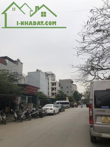 BÁN ĐẤT DỊCH VỤ LAI XÁ PHÂN LÔ 99.6m2-MT: 8,72m,KINH DOANH-NGÕ THÔNG-Ô TÔ ĐỖ.
