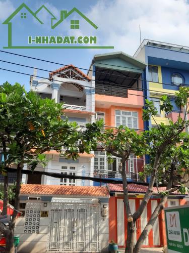 Căn Nhà Duy Nhất Mặt Tiền Khu Cư Xá Bắc Hải 5.4x25 Giá 32.5 Tỷ