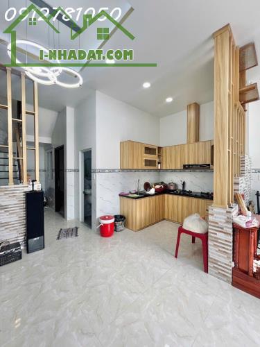 BÁN NHÀ 3 TẦNG, 75M², 4PN, Q.12, TP.HCM - GIÁ 5.2 TỶ - SỔ HỒNG CHÍNH CHỦ - 1