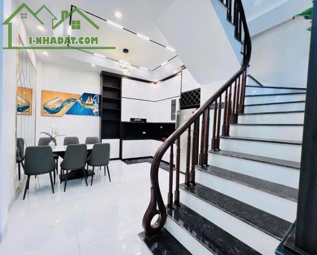 BÁN NHÀ ĐƯỜNG XUÂN THỦY 60M2 5TẦNG, NỘI THẤT NHẬP KHẨU, Ô TÔ KINH DOANH, CHỈ 9.6 TỶ - 2