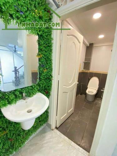 Quận 8 - gấp bán nhà mặt tiền Phạm Thế HIển - kinh doanh đa ngành - 52m2 giá nhỉnh 6 tỷ -