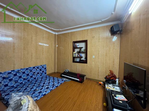 Nhà riêng 67mx 3.5 tầng Tuyến 2 đường Thiên Lôi Ngõ 4m. Giá chỉ 3.5 tỷ - 1