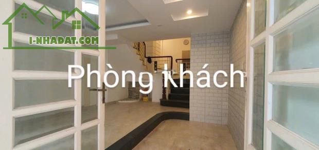 Cho thuê nhà 1 trệt 2 lầu Nguyễn Hồng Đào P14 Tân Bình - 1