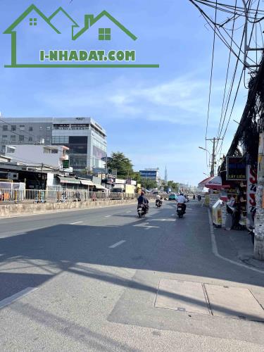 Bán Gấp Nhà 109M2_5*21 cho thuê 15tr.th Đường 12m Gần ĐH Luật Hiệp Bình Chánh Thủ Đức Chỉ