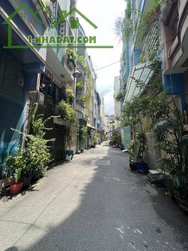 BÁN NHÀ 3 TẦNG, 4 PHÒNG NGỦ, Q.3, TP.HCM - GIÁ 9.9 TỶ - VỊ TRÍ VÀNG, SỔ ĐỎ CHÍNH CHỦ