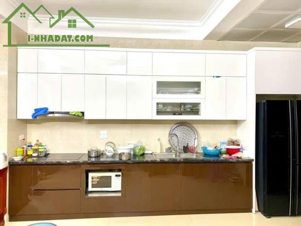 Nhà  đẹp gần ngõ ô tô tránh, 5 tầng 30m2  ful nội thất giá hơn 4 tỷ. - 1