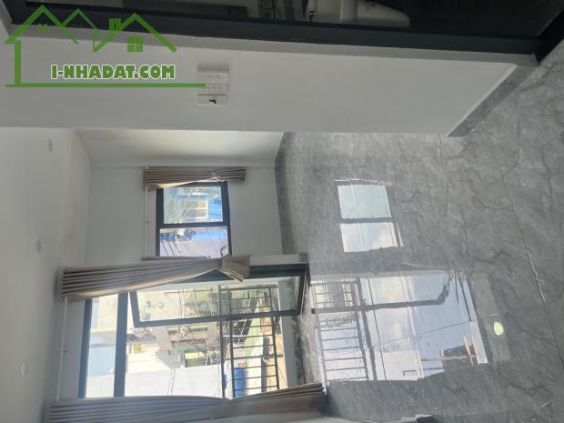 BÁN NHÀ MẶT TIỀN Âu Cơ, Tân Bình 2 tầng 84m2 (4x21). Kinh doanh đỉnh. Giá chỉ 11,5 tỷ. - 1