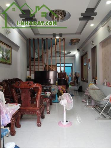 Nhà riêng 3 tầng tọa lạc tại Lò Lu, Phường Trường Thạnh, Thủ Đức, Hồ Chí Minh - 4