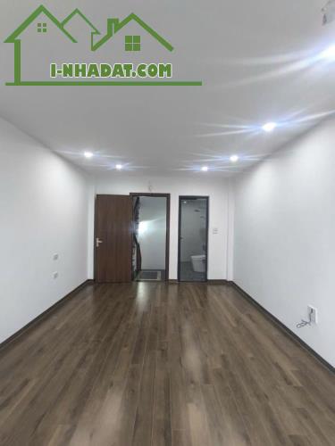 Chính Chủ Bán Nhà Thạch Bàn, 32m² x 5 Tầng, Oto Đỗ Cổng, Giá 5,4 Tỷ - 2