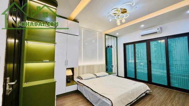 NHÀ ĐẸP TRƯƠNG ĐỊNH - 5 TẦNG MỚI ĐẸP, MẶT TIỀN KINH DOANH, NGÕ THÔNG, 40M OTO - GIÁ 7.8 TỶ - 4