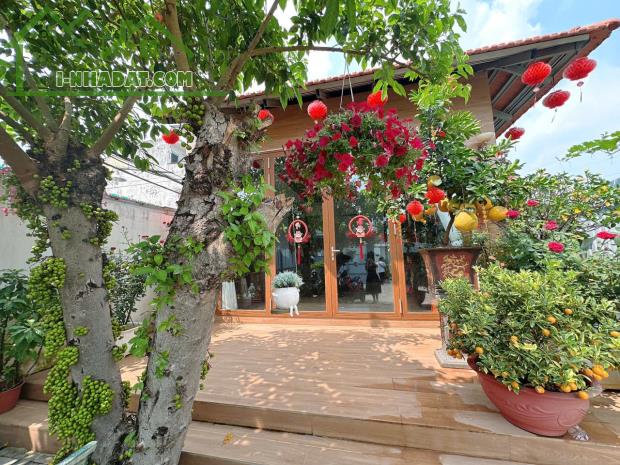 Bán nhà vườn nghỉ dưỡng DT khủng 1.226m2 MT 26m đường rộng 16m gần Nguyễn Văn Quá 66 tỷ. - 1