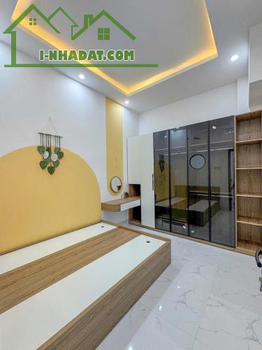 Bán nhà góc 3 mặt tiền đầu đường tô vĩnh diện gần bệnh viện sis giá 3,790 tỷ - 1