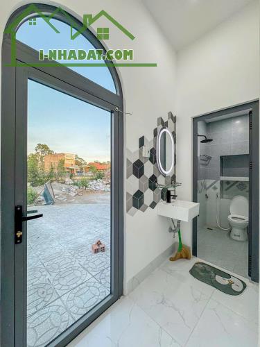 Bán nhà góc 3 mặt tiền đầu đường tô vĩnh diện gần bệnh viện sis giá 3,790 tỷ