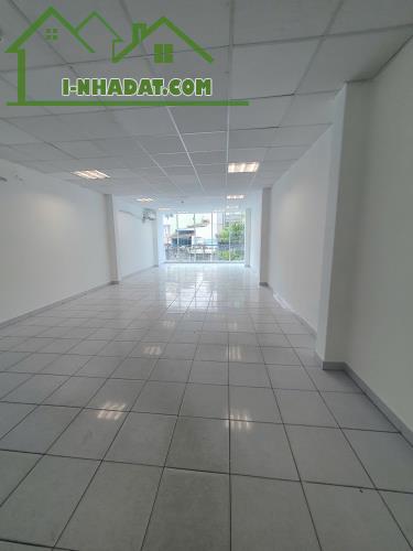 Cho thuê sàn văn phòng 45m² tại tòa nhà cao cấp, đầy đủ tiện ích - Giá chỉ 7,5tr