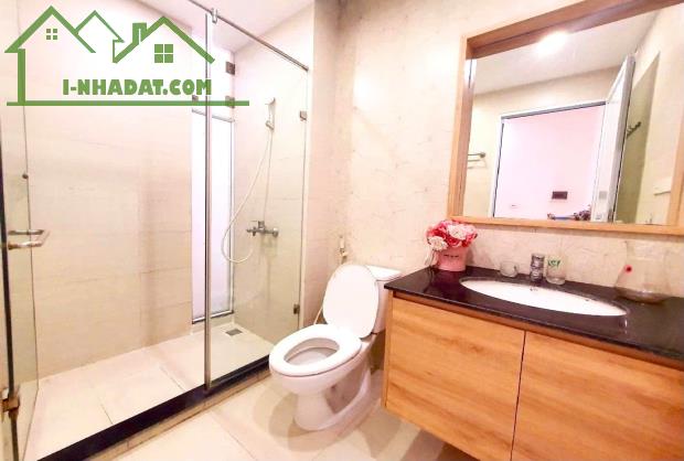Cho thuê nhà Ở NHÓM 7 NGƯỜI ngõ Minh Khai (Hoà Bình7) 5 tầng, 30m2, 4 ngủ, 4 WC, 13.2trieu - 4