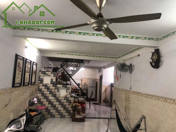 Quận 8 - Bán gấp nhà mặt phố Đông Hồ 74m2 giá nhỉnh 6tỷ - Ms. Dung - 1