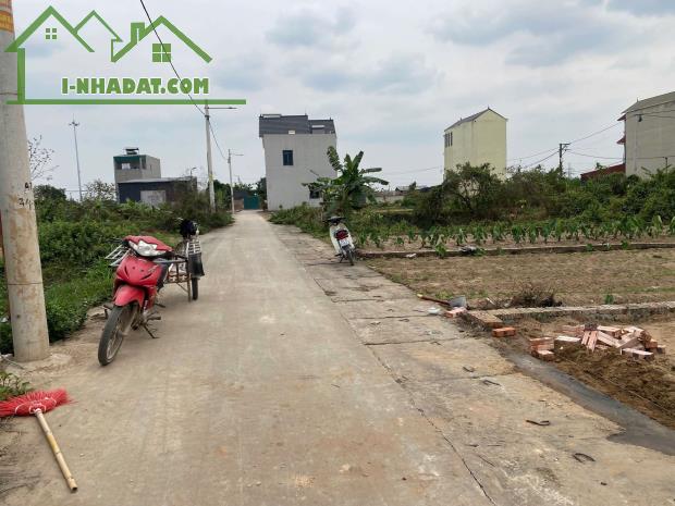 CC bán đất lô góc Quang Minh 50m,giá đầu tư,lô góc đẹp,ô tô tránh - 2