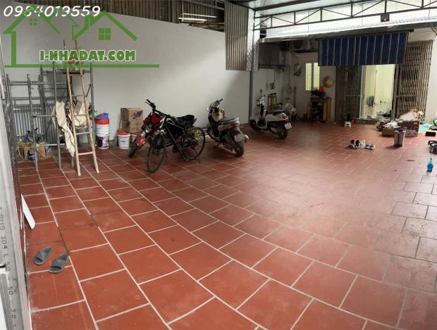 CHÍNH CHỦ KHAI TRƯƠNG NHÀ MỚI TẠI BẮC TỪ LIÊM, HÀ NỘI - 4