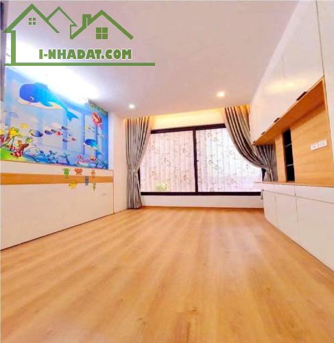 Cho thuê nhà nguyên căn ngõ Minh Khai- Hai Bà Trưng 30m x 5T, 4PN4VS giá 13.2 triệu - 1