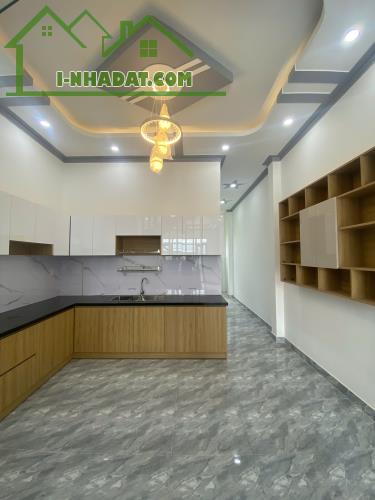 Bán Nhà xây mới, SHR, 4 x 22m, đường xe hơi, ngay Siêu Thị Coopmart - 3
