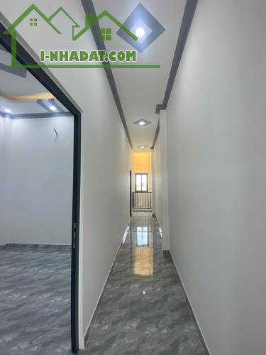 Bán Nhà xây mới, SHR, 4 x 22m, đường xe hơi, ngay Siêu Thị Coopmart - 4