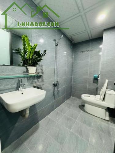 Minh Khai VIP đẹp,ô tô đỗ cổng, nhà  24m2, 3,65tỷ - 2