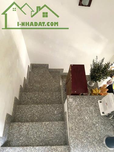Nhà 3 Tầng, công năng vô đối, DTSd 96m2, Phường Cát Lái Q2, Giá chỉ 3ty hơn - 1