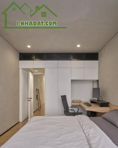 NHÀ ĐẸP NHẬT TÂN - 50M² - 5 TẦNG, Ô TÔ ĐỖ CỬA - CHỈ 12 TỶ!