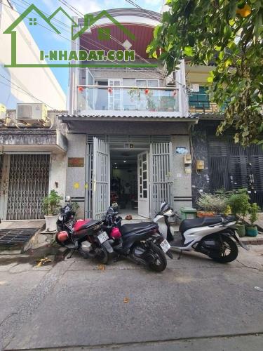 BÁN NHÀ 4M X 10M, HẺM XE TẢI 6M, AN DƯƠNG VƯƠNG, SÁT QUẬN 6, GIÁ CHỈ 3.99 TỶ.