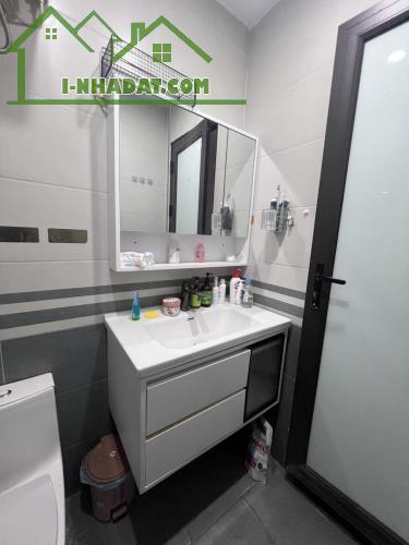 Lô góc - ngõ Quang Trung, ba gác tránh, ngõ thông, nhà đẹp, dt 30m2*5t,6,5 tỷ - 5