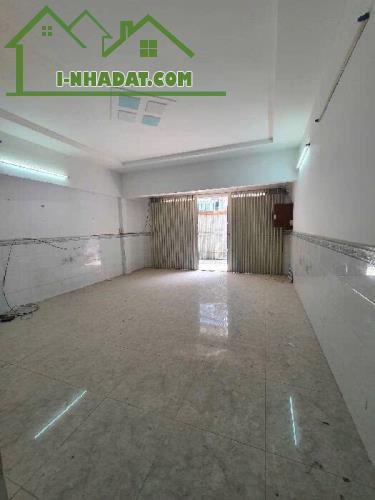 Bán nhà 2 tầng, 6 tỷ,  92m2,  Hậu Giang Q6 - 2