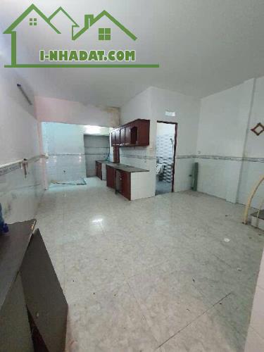 Bán nhà 2 tầng, 6 tỷ,  92m2,  Hậu Giang Q6 - 3