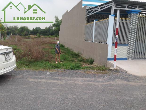 Chủ bán nhanh lô đất 135m2 mặt tiền đường ngay tân an hội giá chỉ 700tr