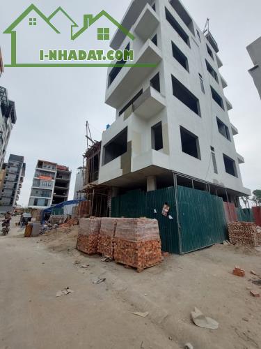 Bán nhà khu TĐC Ngọc Thuỵ 47m sử dụng 5m 7T MT4m giá 20.5 tỷ ô tô đỗ cửa - 4