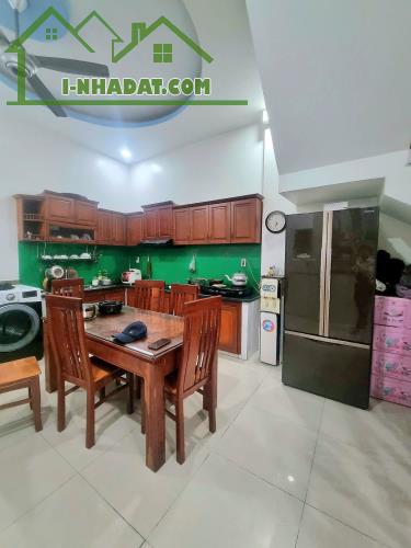 Siêu Phẩm nhà TP Dĩ An,đối diện CHỢ,đường nhựa 12m,giá cho các nhà đầu tư nhanh chân - 4